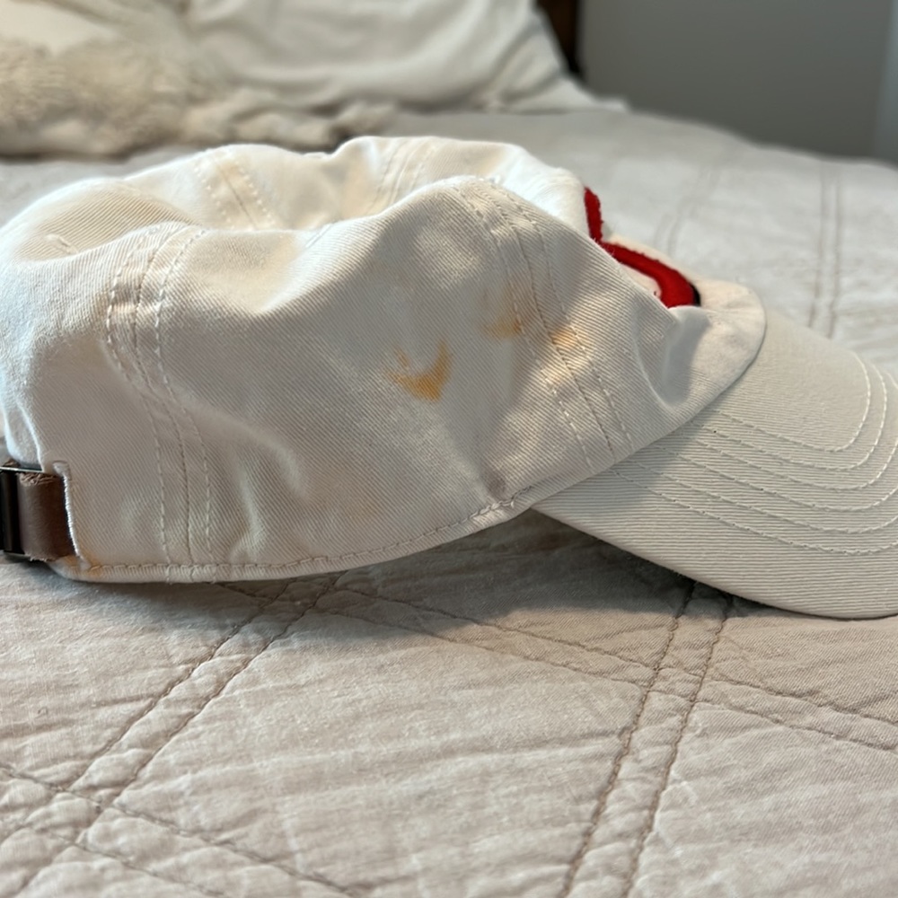 Cincinnati Reds Baseball Hat - Picture 2 of 4